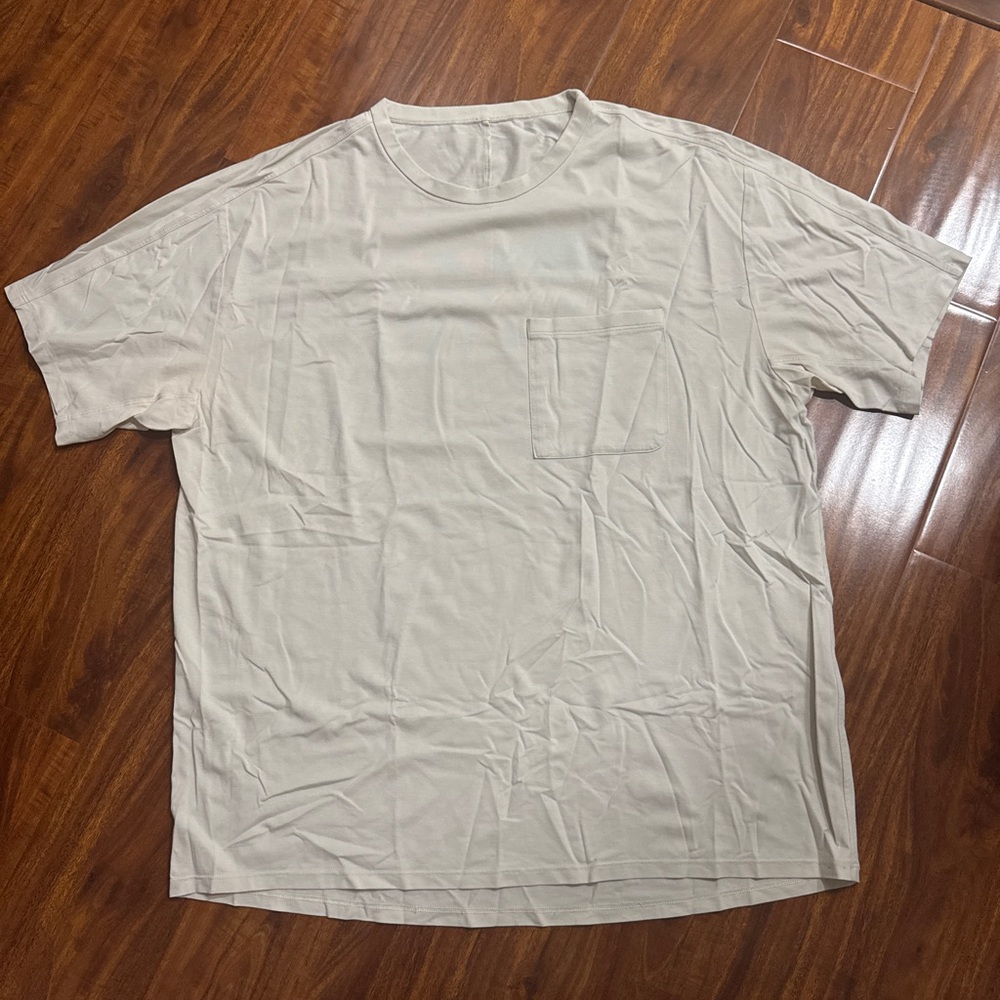 Lululemon Men’s T-shirt